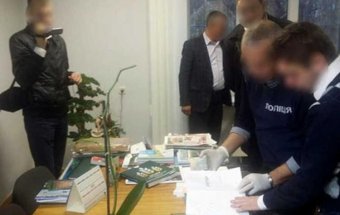 Чиновник Академії аграрних наук взяв хабар на другий день роботи - ЗМІ