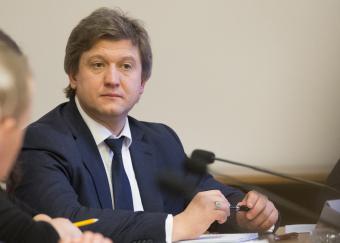 Голова Мінфіну назвав бюджет-2016 нереалістичним і анонсував скорочення витрат